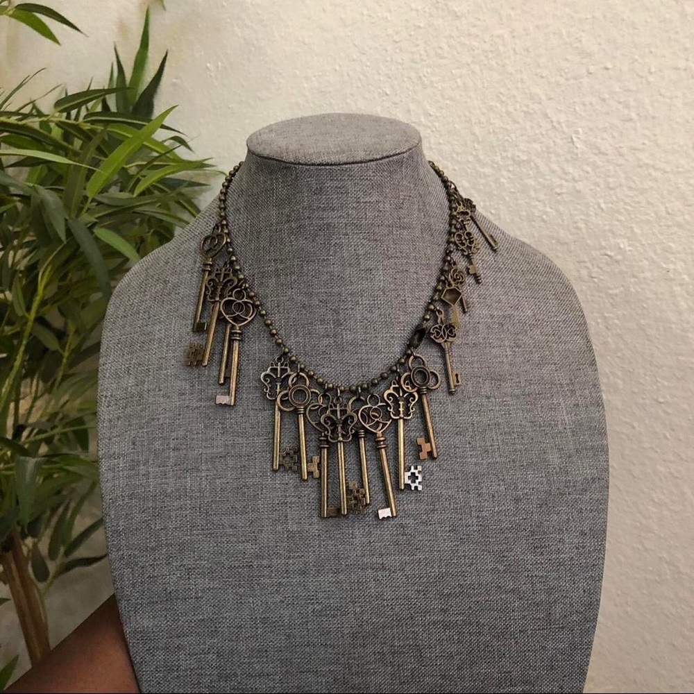 RARE Unisex Grunge Antique Steampunk Key Beaded Necklace Choker Whimsygoth Gorp